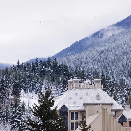Pan Pacific Whistler Mountainside