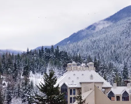 Pan Pacific Whistler Mountainside