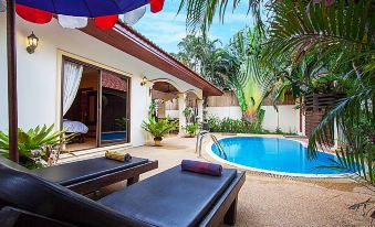 Villa Kaipo | 2 Bed Cozy Summer Pool Home in West Phuket