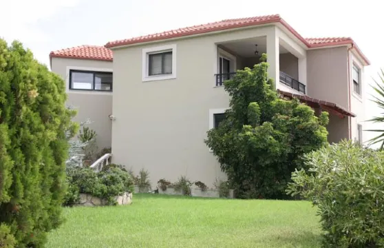 帕戈尼斯公寓酒店