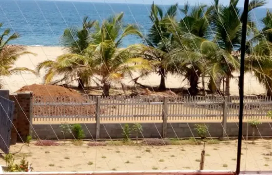 阿達萊徹耐海灘賓館