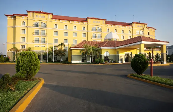 節日快捷酒店新拉萊多