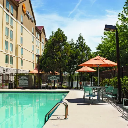 La Quinta Inn & Suites by Wyndham Atlanta Airport North
