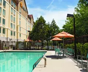 La Quinta Inn & Suites by Wyndham Atlanta Airport North - Pools