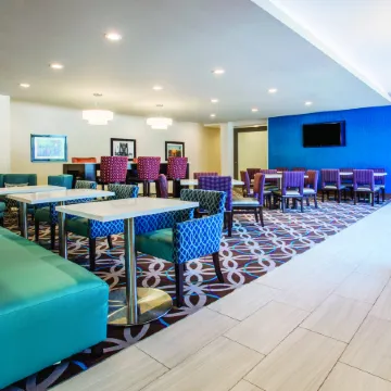La Quinta Inn & Suites by Wyndham West Monroe