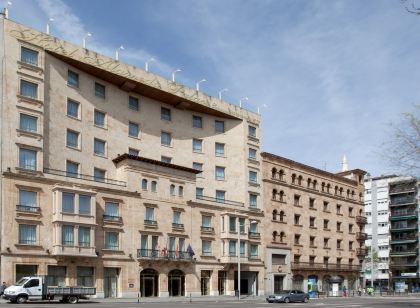 Hotel Alameda Palace