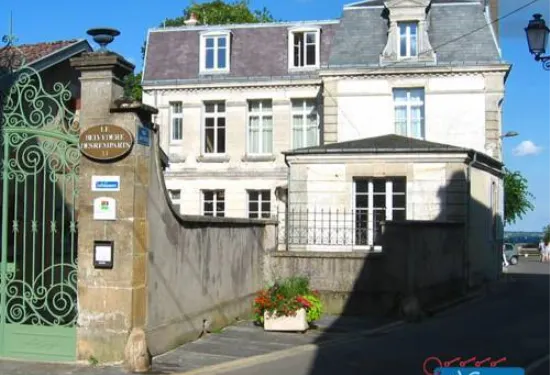 貝勒弗德爾德郎巴特酒店