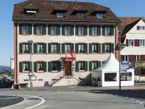 Hotel-Restaurant Weisses Kreuz