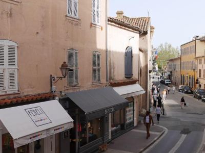 Le ST Tropez