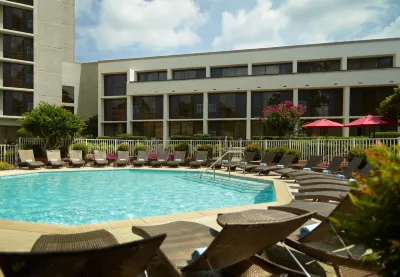 Atlanta Marriott Northwest at Galleria Hotels near North Atlanta High School