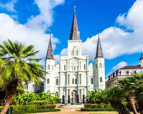 Courtyard New Orleans Metairie Hotels near Paraplex