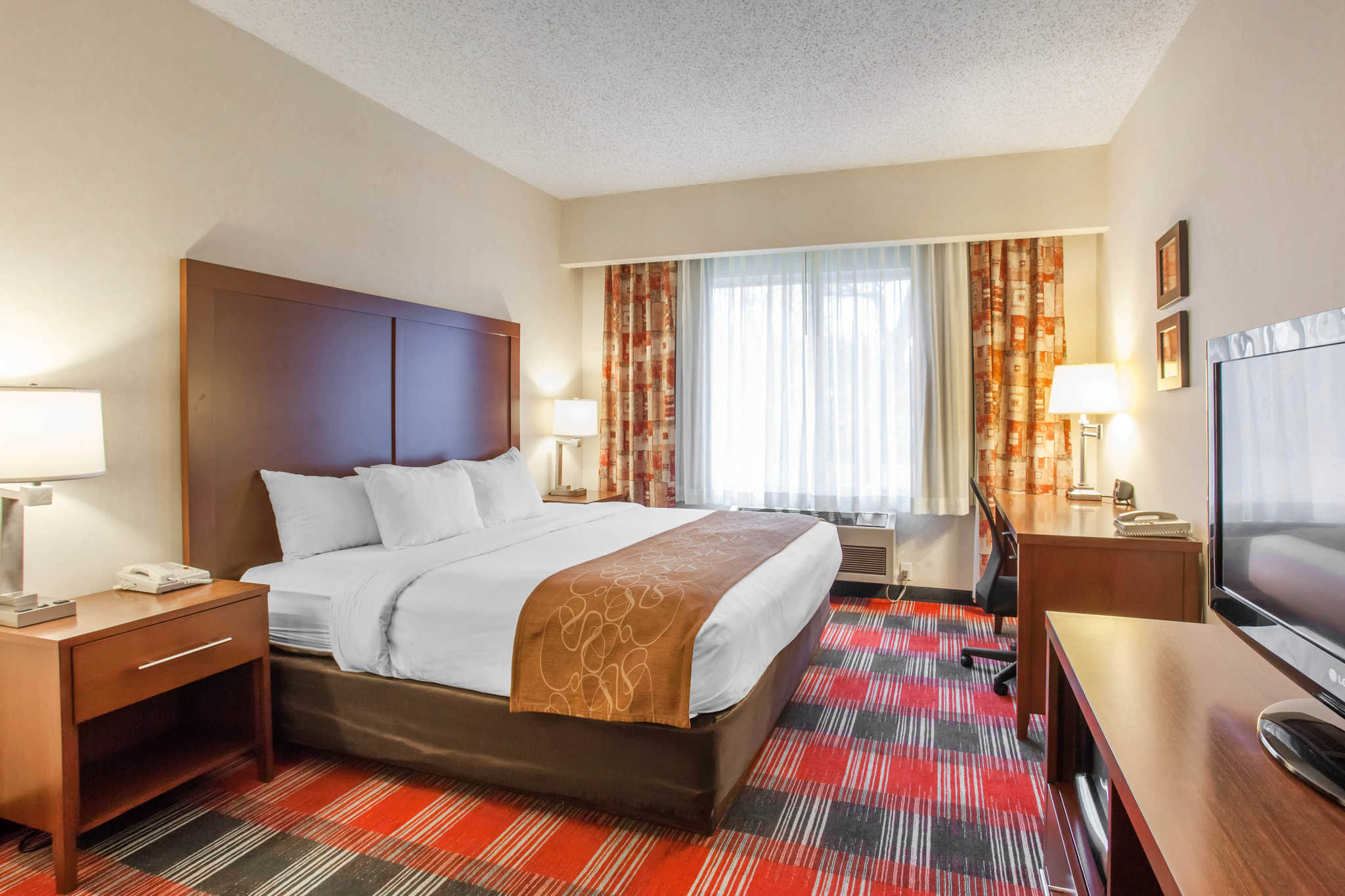 Comfort Suites Near Vancouver Mall