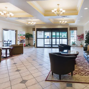 Quality Inn & Suites - Glen Rose