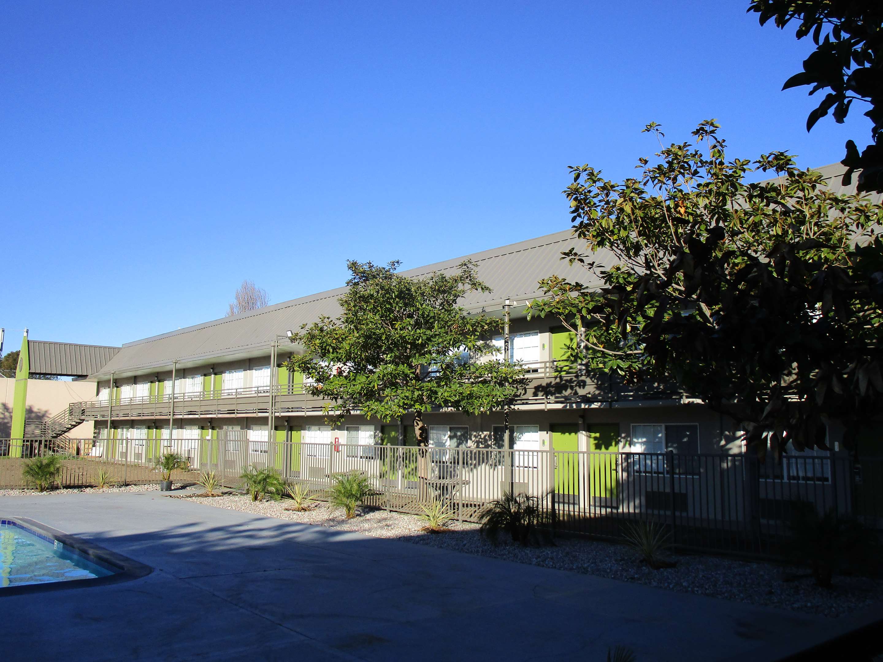 SureStay Plus Hotel by Best Western Point Richmond