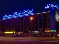 Marins Park Hotel Ekaterinburg Hotel dekat Skb-Bank Arena
