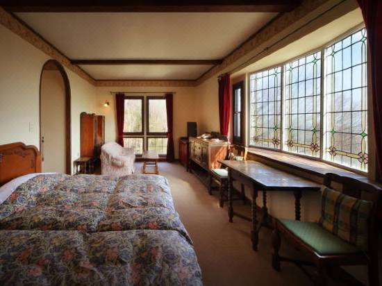 英国調アンティークホテル かえで庵 全室露天風呂付き客室 伊東 を宿泊予約 22年安い料金プラン 口コミ 部屋写真 Trip Com