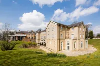 The Retreat, Elcot Park Hotel dekat Highclere Castle