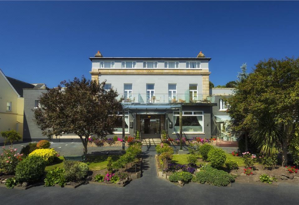 hotel overview picture
