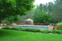 Horton Creek Inn B&B Hotels in Bay Township