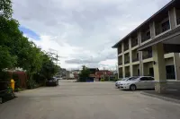 Morage Hotel - parking