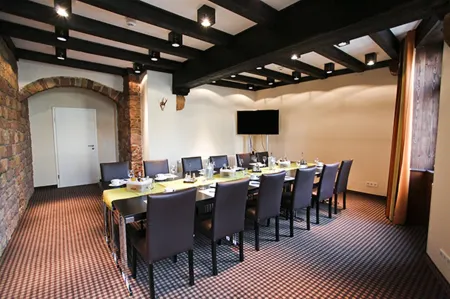 Hotel Palatina "Hotel-Restaurant" Отели в г. Нойштадт