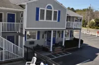 Stage Run by the Sea