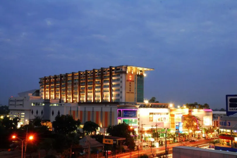 Sunee Grand Hotel and Convention Center