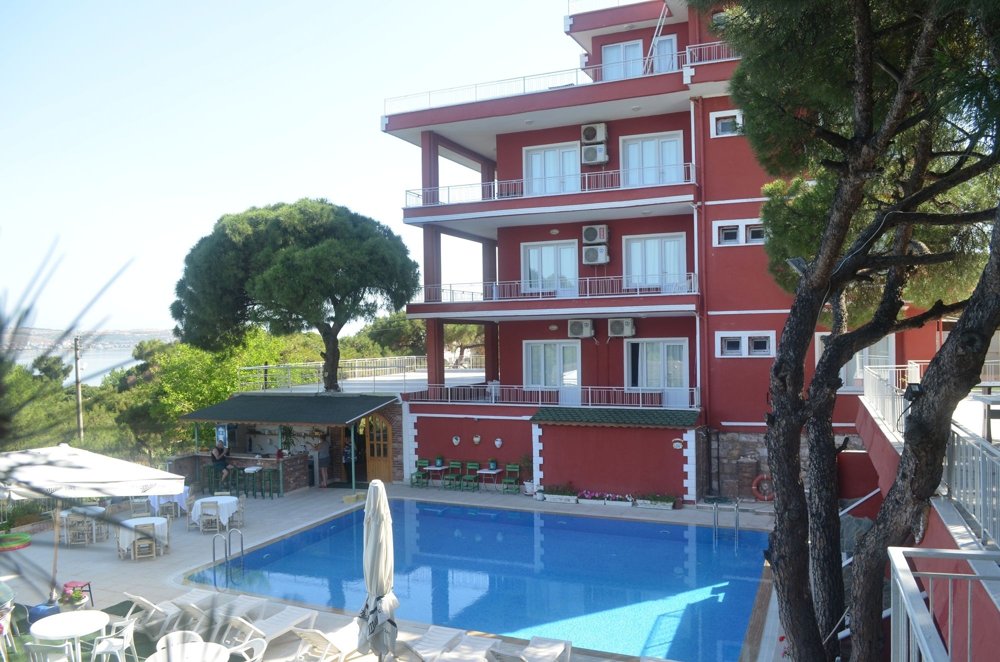 Tunc Otel