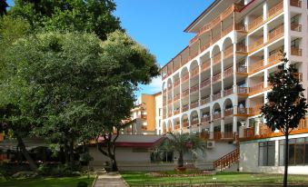 Hotel Estreya Palace