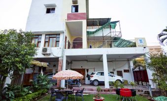 International Travellers' Hostel by ITH Stays