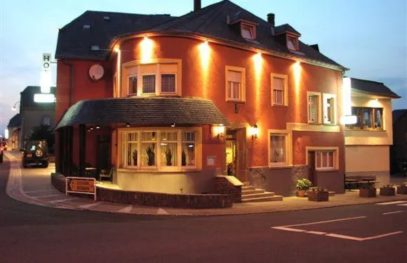 布拉斯餐廳酒店