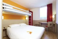 Premiere Classe Pau Est - Bizanos Hotels in Morlaas