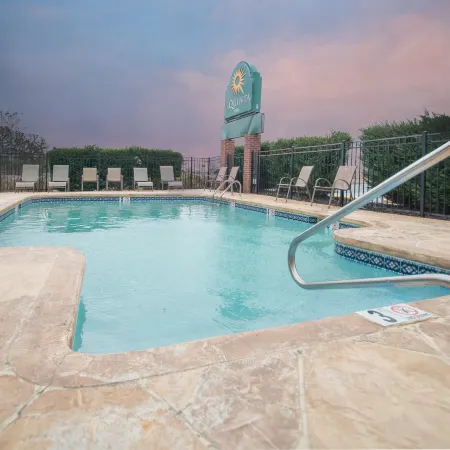 La Quinta Inn by Wyndham Calhoun South I-75