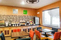 ฮอลิเดย์อินน์เอ็กซ์เพรสแอนด์สวีทส์ ซานตาเฟ บาย IHG