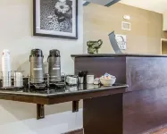 سليب إن سكوت/لافاييت ويست - فطور