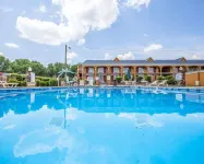 Quality Inn Greenwood Hwy 25 - 2-Star