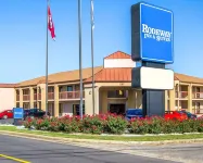 Rodeway Inn & Suites Hotels in Clarksville