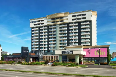 Hotel Classique Hotel dekat Bandara Quebec-Jean Lesage