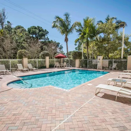 Comfort Inn & Suites Jupiter I-95