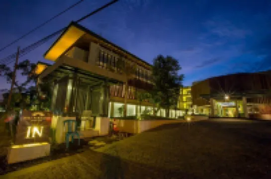 Bali Paragon Resort Hotel Hotels in der Nähe von STIKOM Bali Kampus II Jimbaran