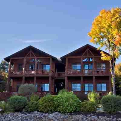 The Lodges at Cresthaven Hotel Exterior