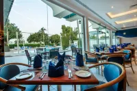 Hotel Holiday International