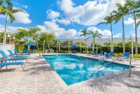 Holiday Inn Express & Suites Miami-Kendall Hotels in Three Lakes