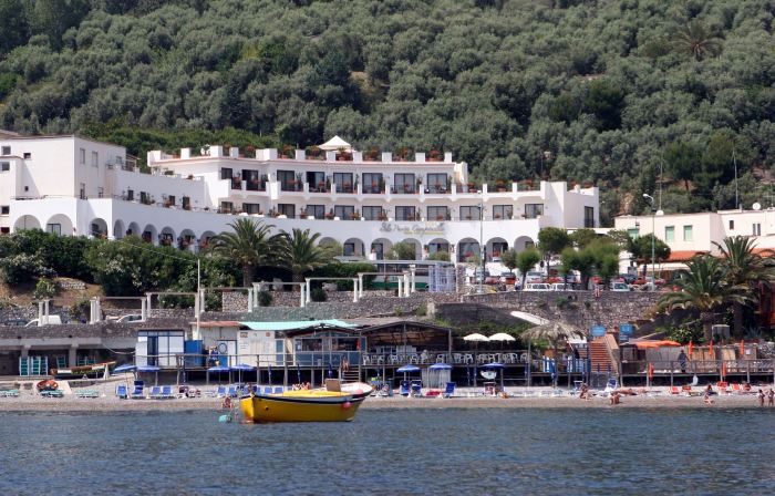 Punta Campanella Resort & Spa