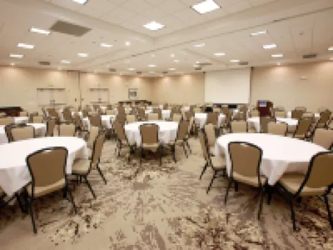 แฮมป์ตัน อินน์แอนด์สวีทส์ บอยซี/นัมปา แอท เดอะไอดาโฮเซ็นเตอร์ โรงแรมในแนมปา