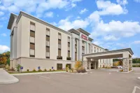 Hampton Inn & Suites Alliance - 2-Star