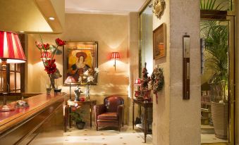 1. Hotel Br..