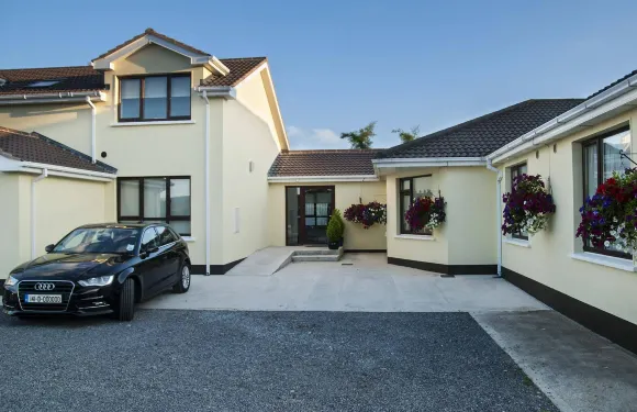 峯景自助式公寓