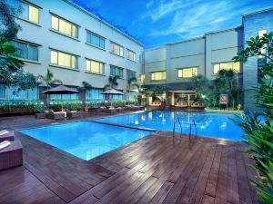 Aston Tropicana Hotel Bandung