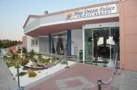 Hotel Blue Dream Palace Tripiti Resort